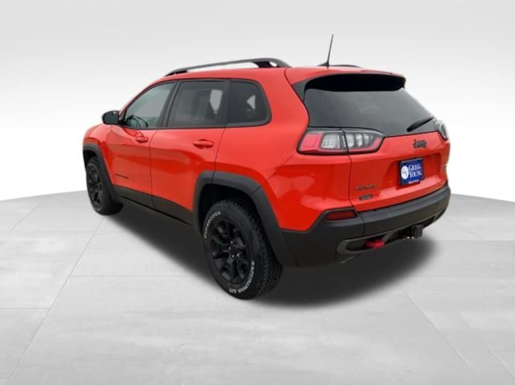 Used 2021 Jeep Cherokee Trailhawk SUV