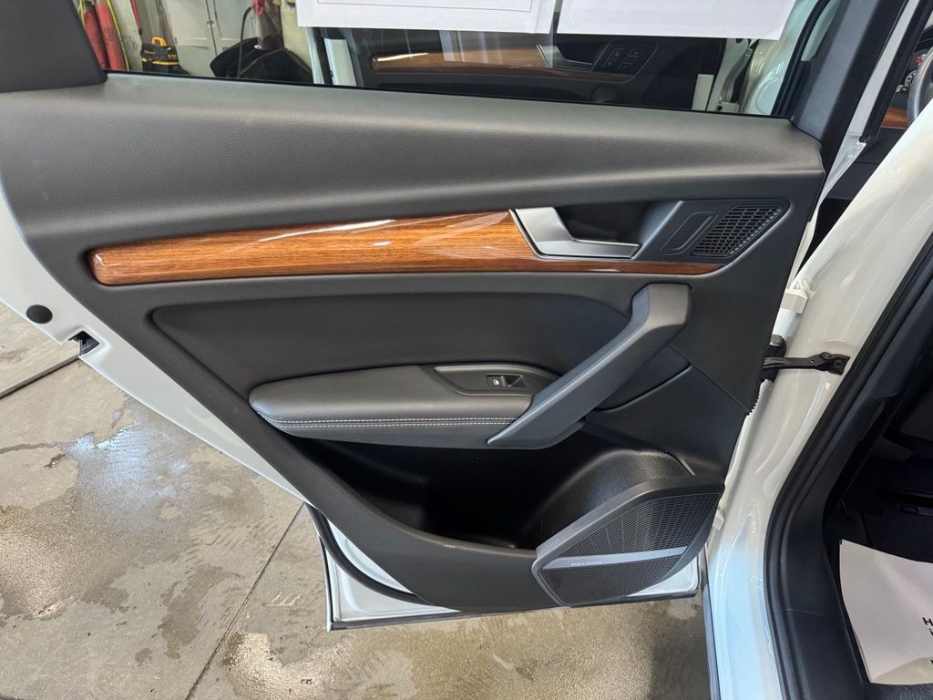 2021 Audi Q5 39