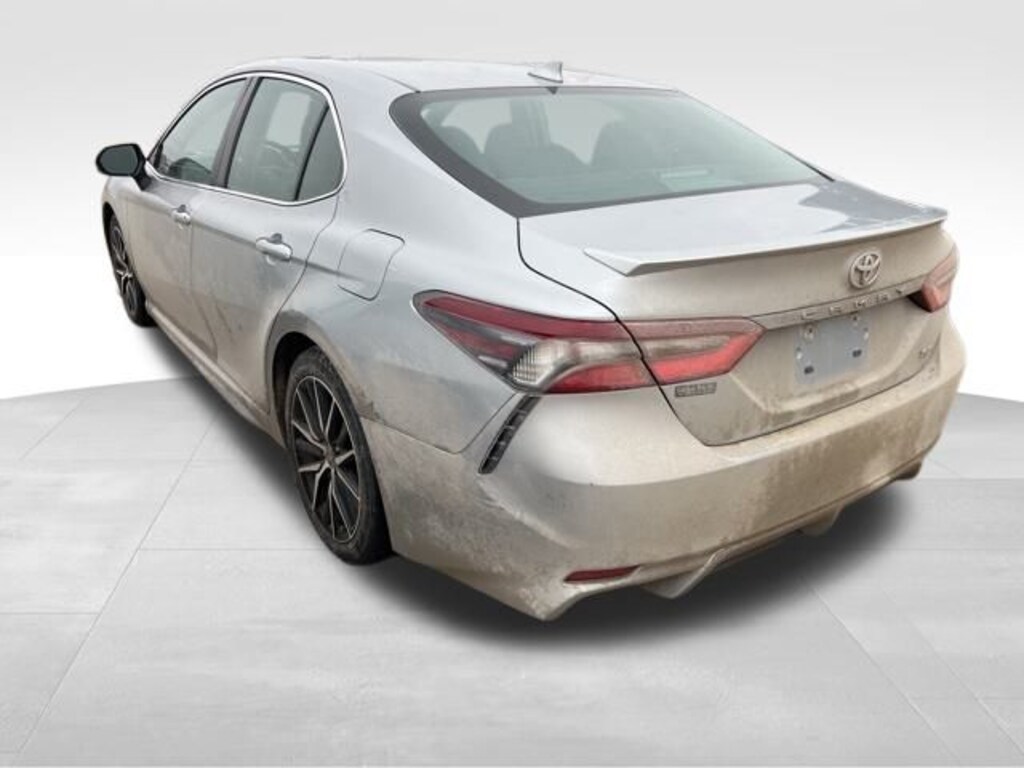 Used 2023 Toyota Camry SE Sedan