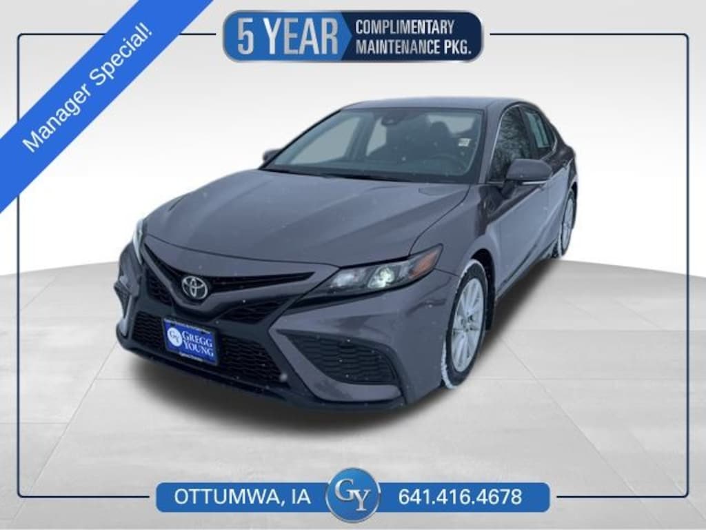 Used 2022 Toyota Camry SE Sedan