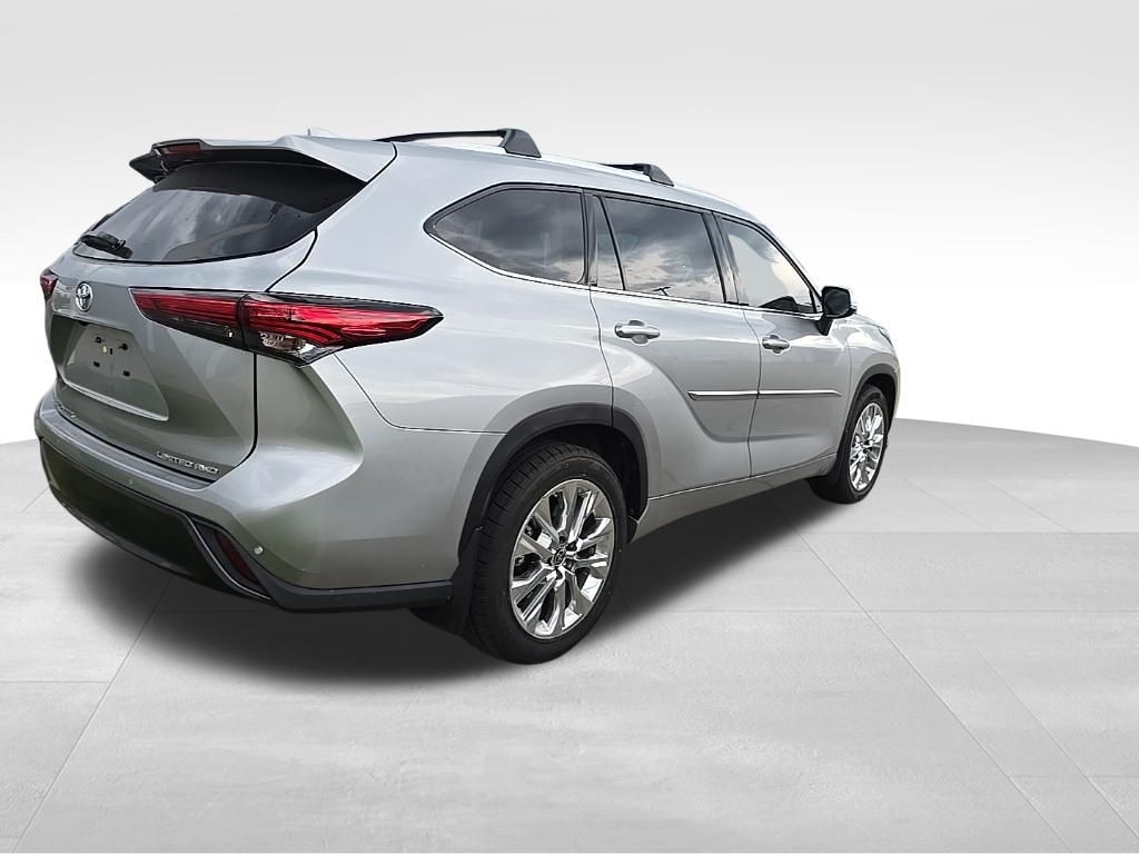 Used 2023 Toyota Highlander Limited SUV