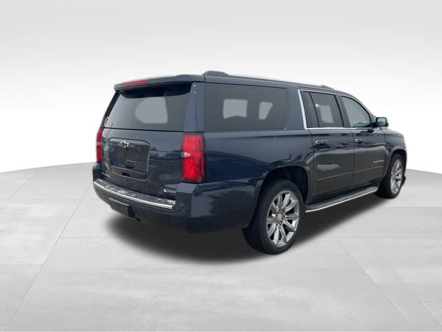 2017 Chevrolet Suburban Premier photo 3