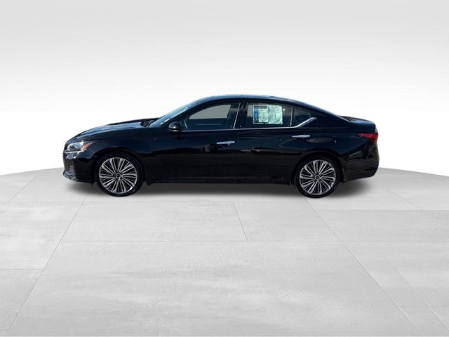 2023 Nissan Altima 2.5 SL photo 2