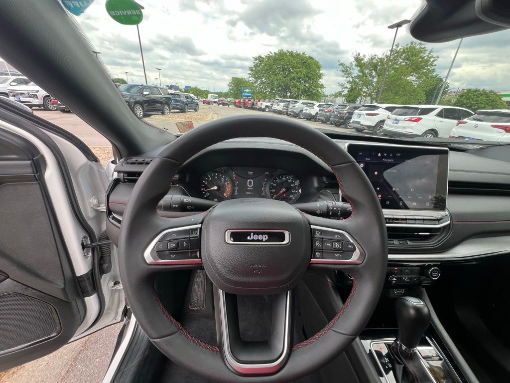 2025 Jeep Compass Trailhawk - Photo 35