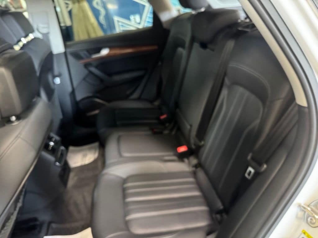 2021 Audi Q5 36
