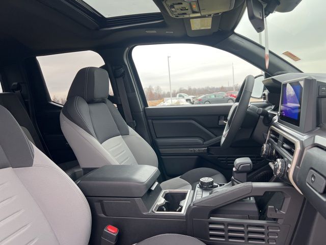 2025 Toyota Tacoma TRD Off Road - Photo 49