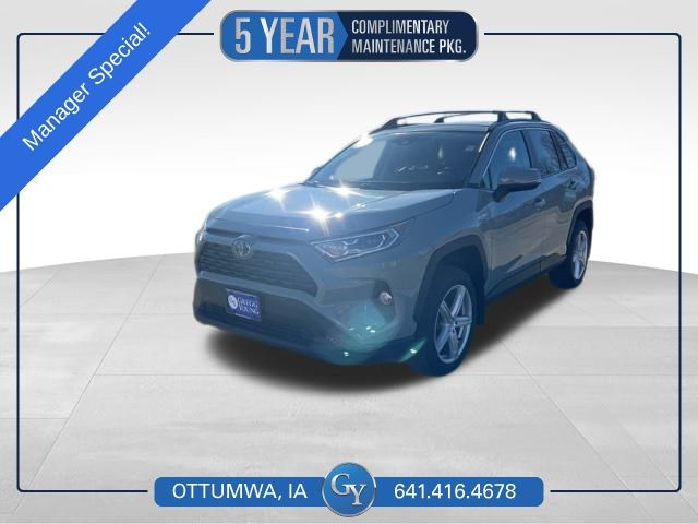 2021 Toyota RAV4 XLE Premium's photo