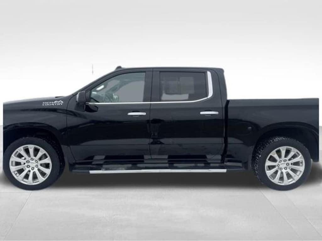 Used 2021 Chevrolet Silverado 1500 High Country Truck Crew Cab