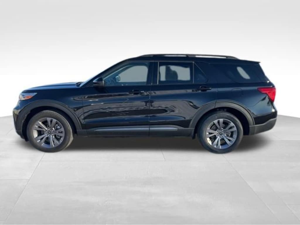 Used 2022 Ford Explorer XLT SUV