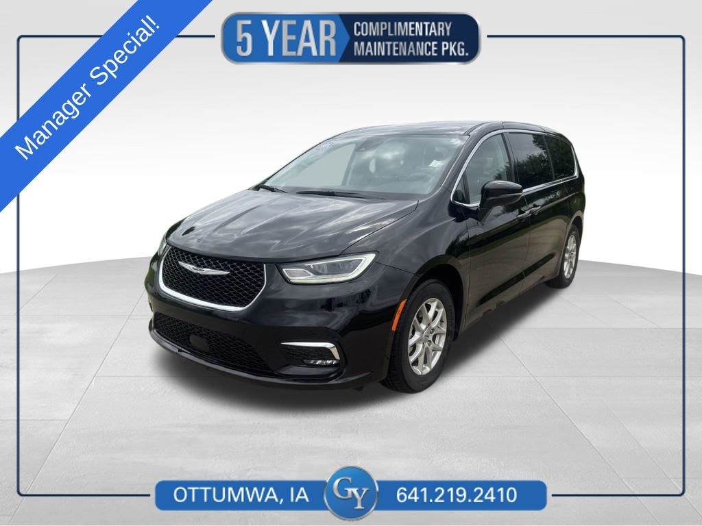 Used 2024 Chrysler Pacifica Touring L Van Passenger Van