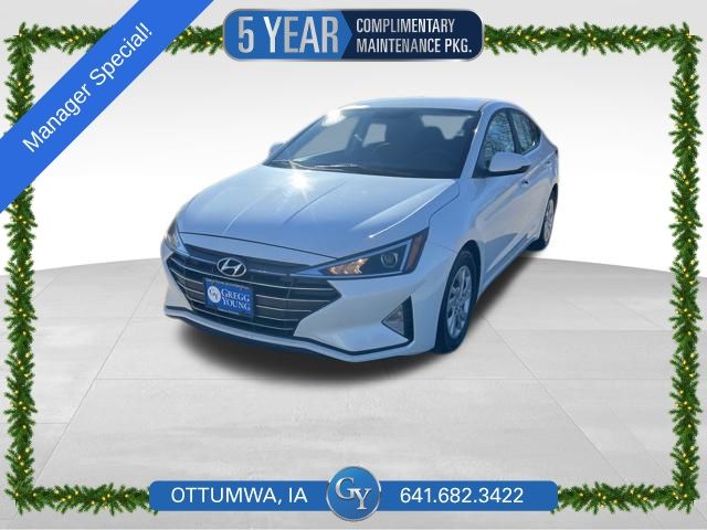 2019 Hyundai Elantra SE's photo