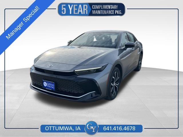 2023 Toyota Crown Sedan 