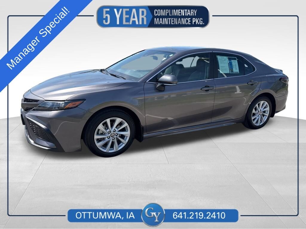 Used 2024 Toyota Camry SE Sedan