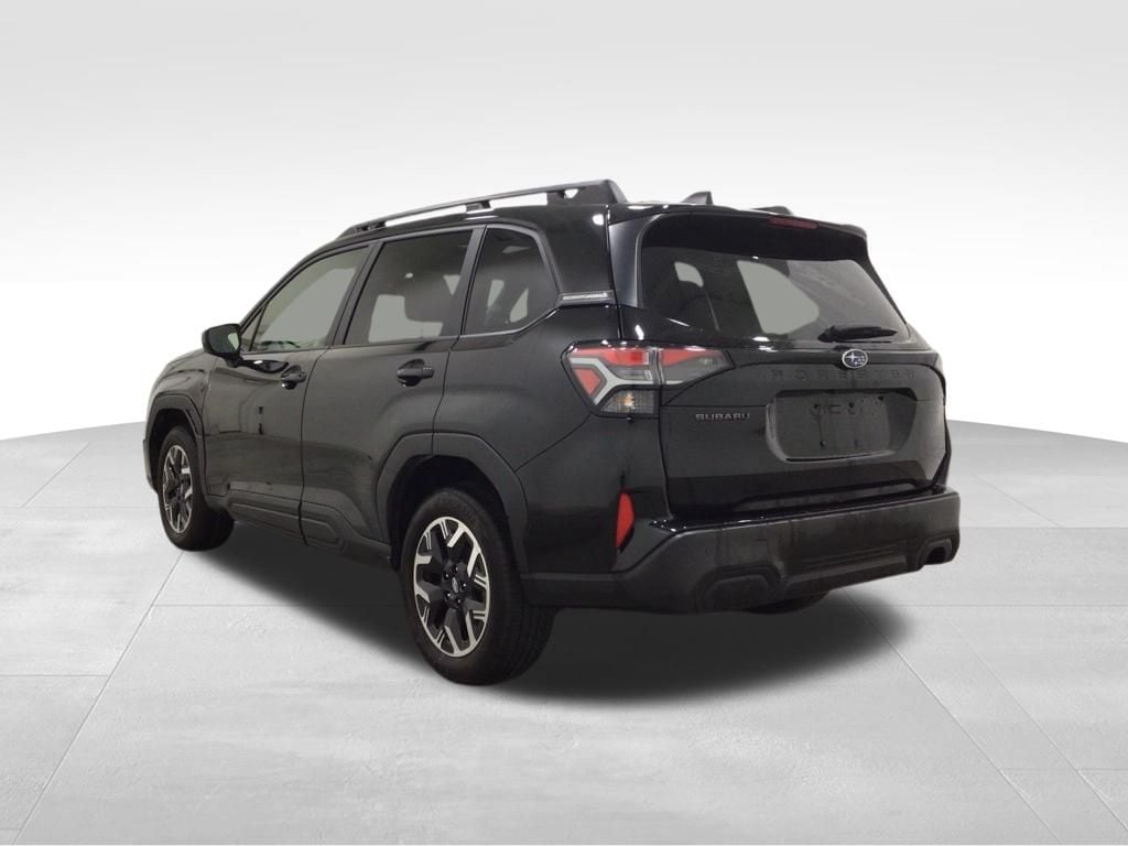 Used 2025 Subaru Forester Premium SUV