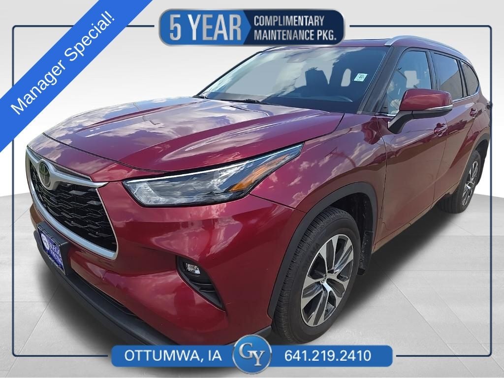Used 2022 Toyota Highlander XLE SUV
