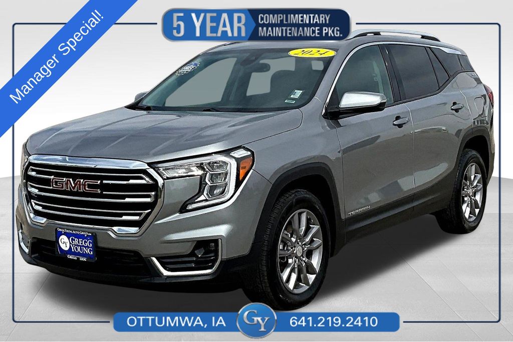 2024 GMC Terrain SLT AWD's photo