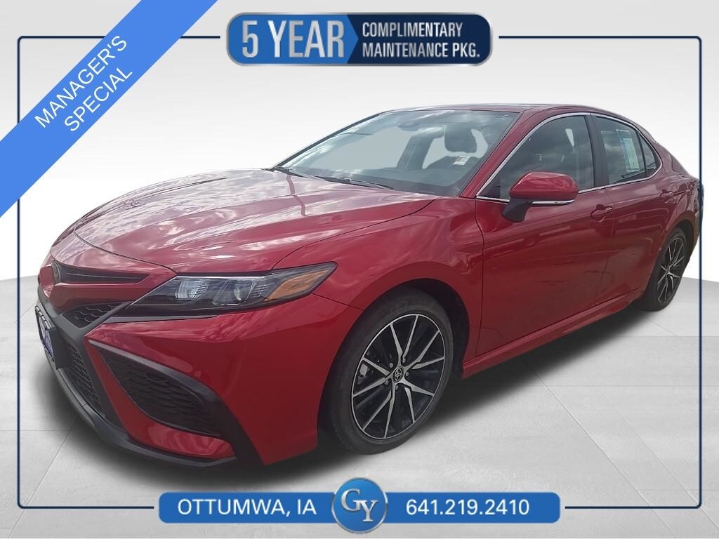 Used 2023 Toyota Camry SE Sedan