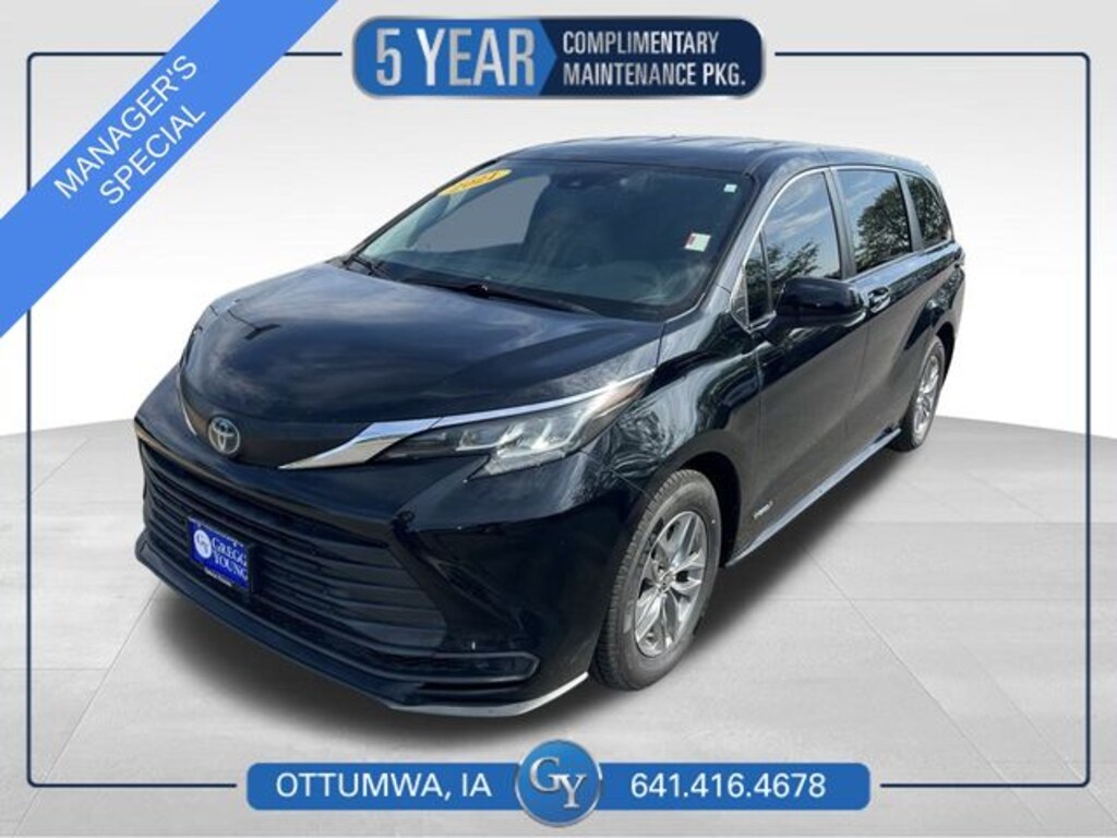 Used 2021 Toyota Sienna LE 8 Passenger Van
