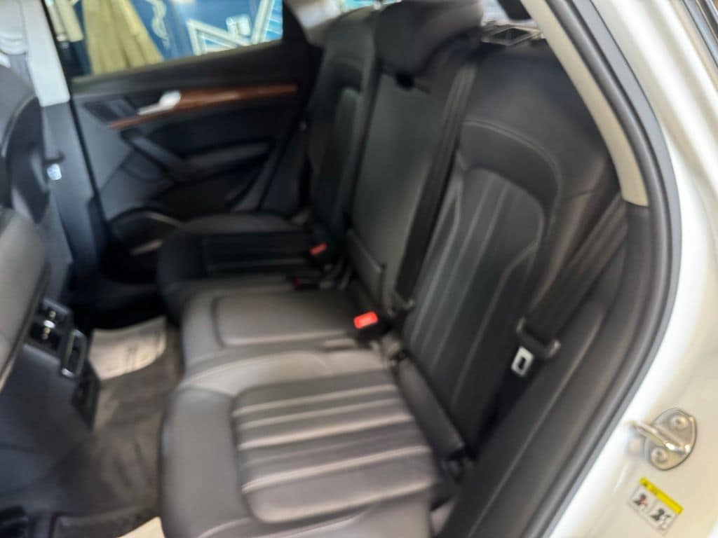 2021 Audi Q5 35