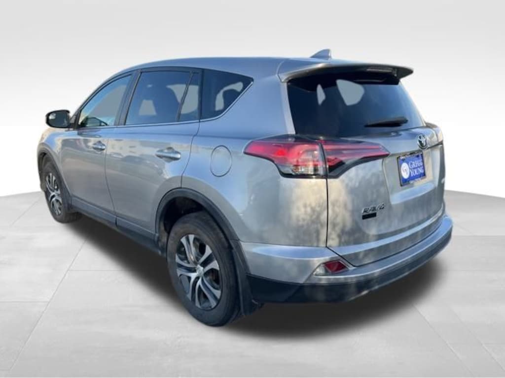 Used 2018 Toyota RAV4 LE SUV