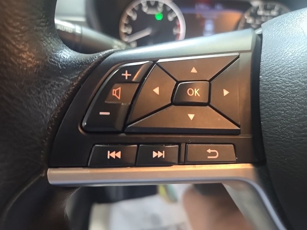 2025 Nissan Altima SV - Photo 19