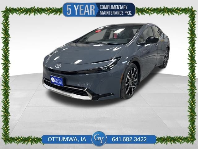 2026 Toyota Prius XSE Premium's photo