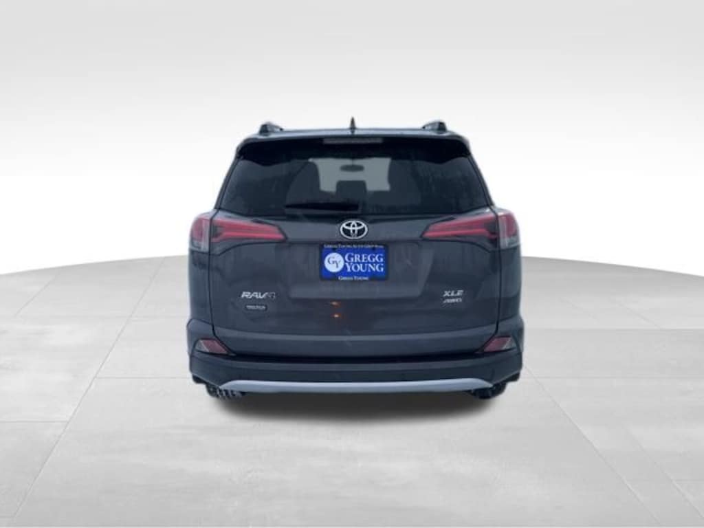 Used 2016 Toyota RAV4 XLE SUV