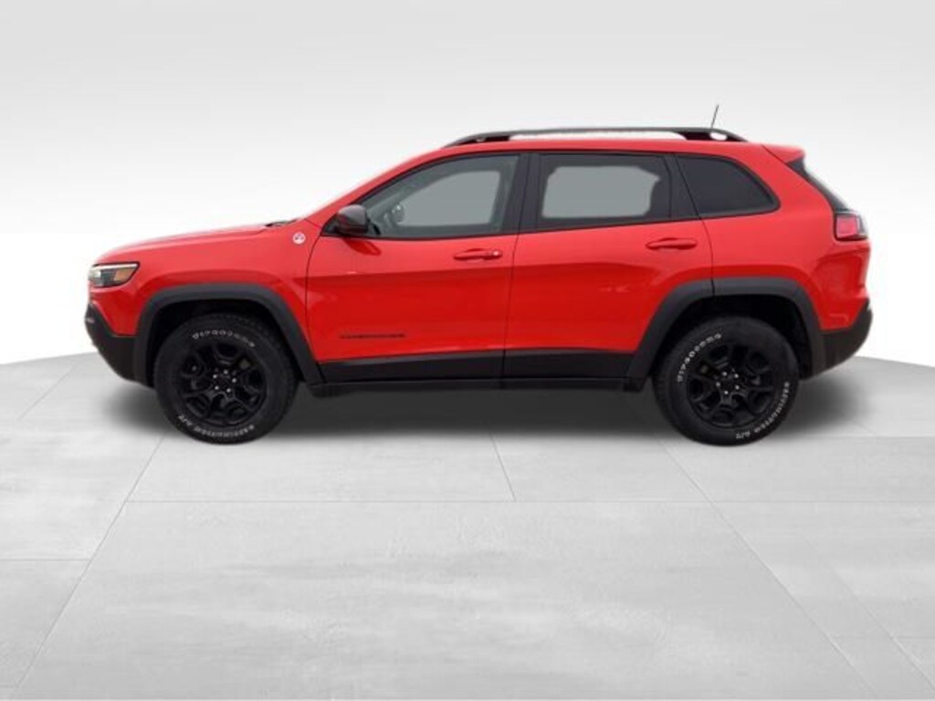 Used 2021 Jeep Cherokee Trailhawk SUV