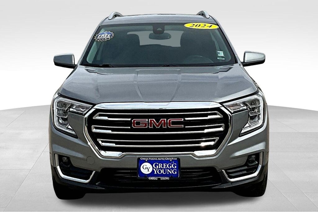 Used 2024 GMC Terrain SLT SUV