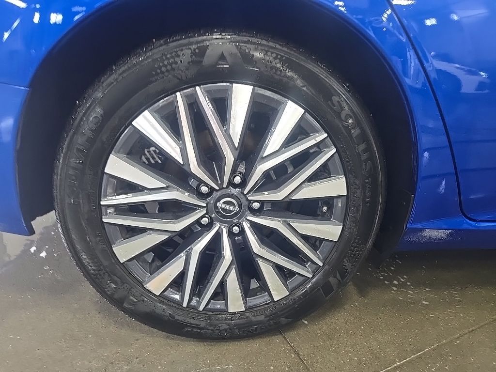 2025 Nissan Altima SV - Photo 26