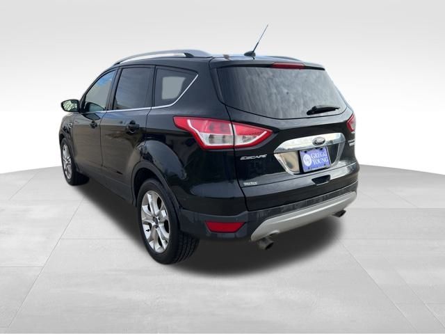 2016 Ford Escape Titanium photo 2
