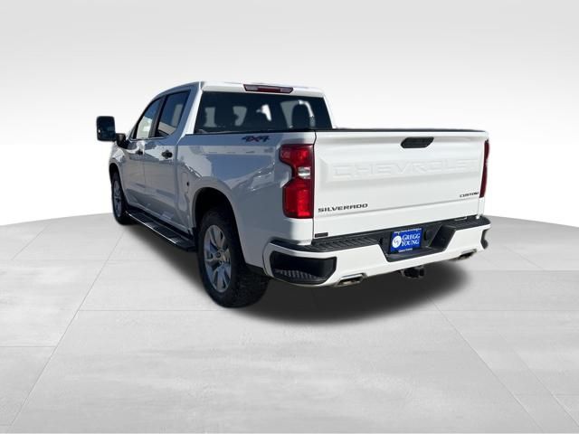 2021 Chevrolet Silverado 1500 Custom photo 3