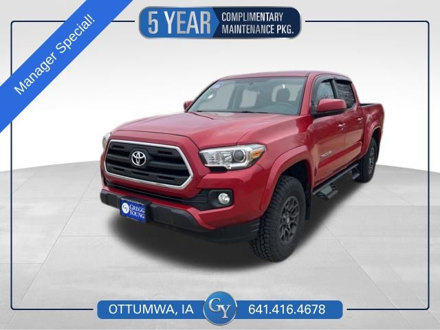 2017 Toyota Tacoma SR5's photo