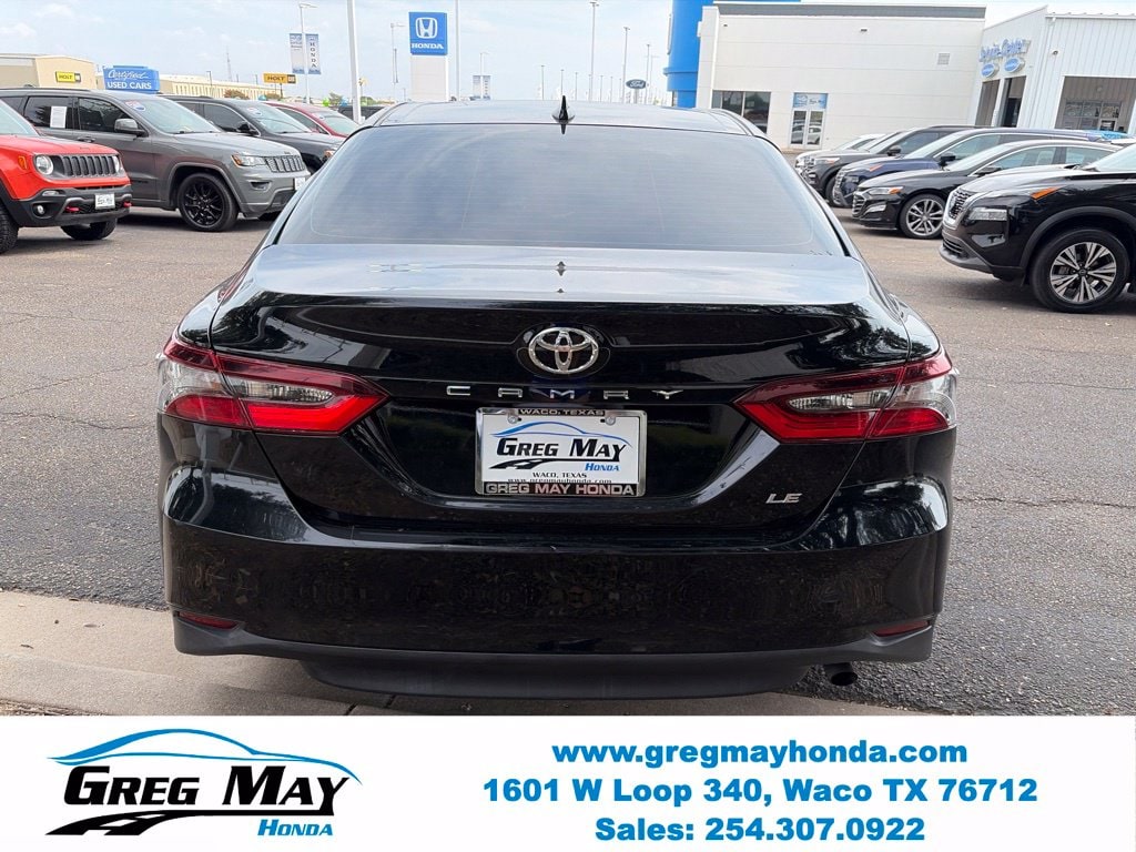 2024 Toyota Camry LE - Photo 6
