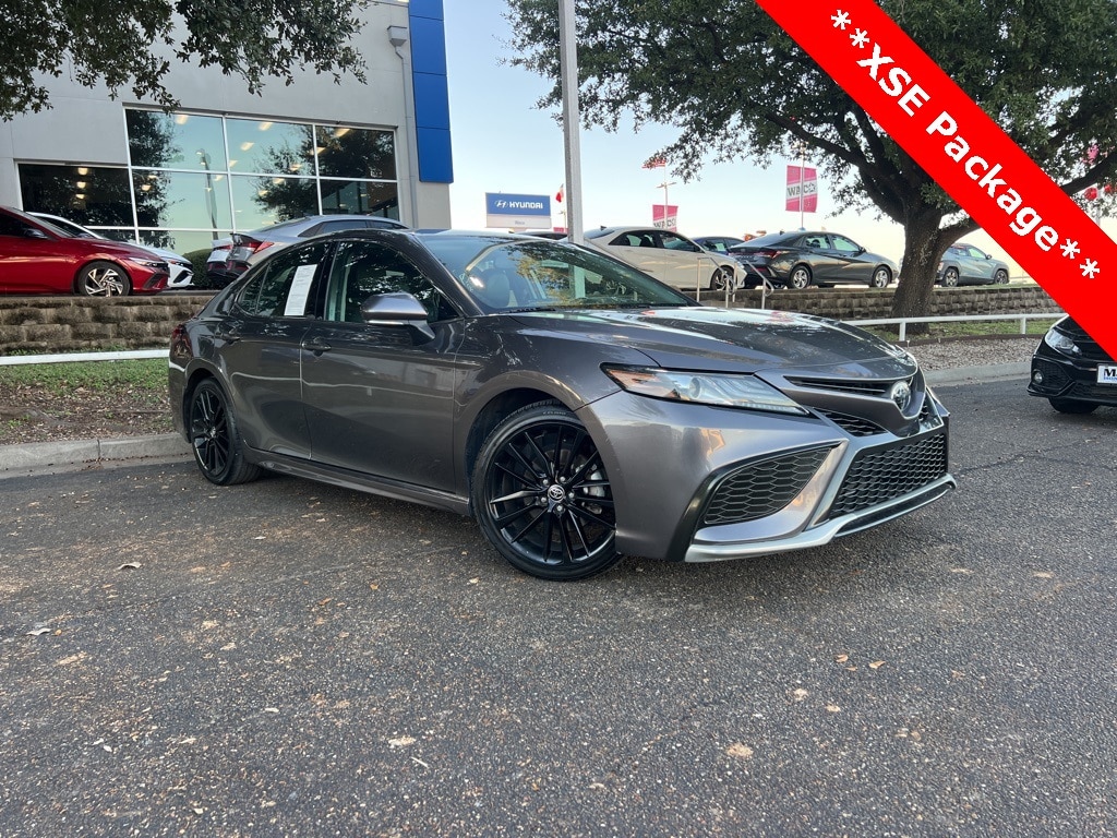 2023 Toyota Camry XSE's photo
