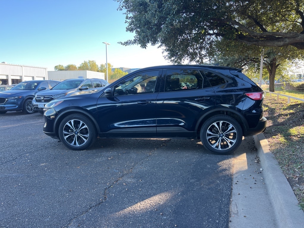 Used 2021 Ford Escape SE Hybrid SUV