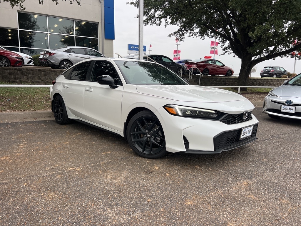 2026 Honda Civic Hatchback Sport's photo