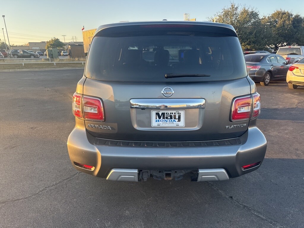 2017 Nissan Armada Platinum photo 2