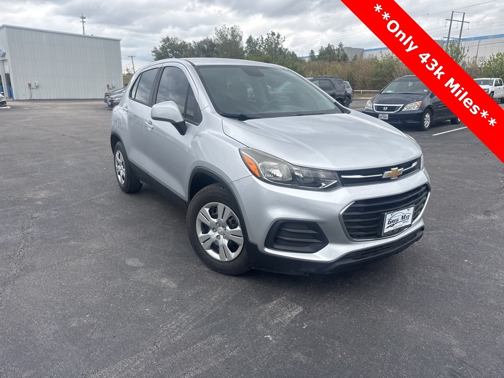 Used 2018 Chevrolet Trax LS SUV
