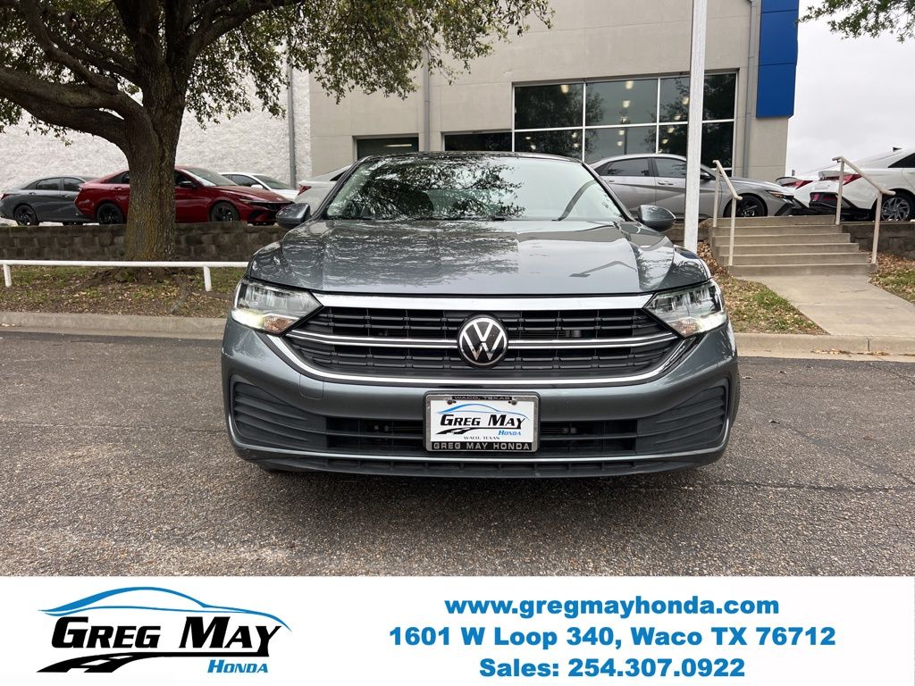 3VW7M7BU3RM018804
