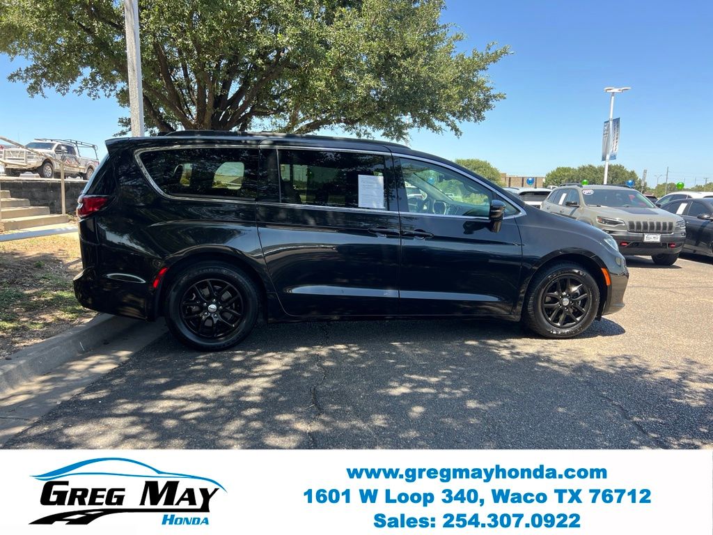 2022 Chrysler Pacifica Touring L - Photo 9