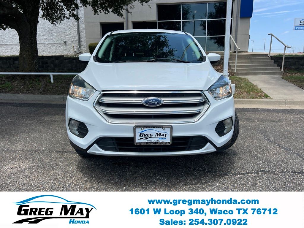 Used 2019 Ford Escape SE with VIN 1FMCU0GD8KUB65831 for sale in Waco, TX