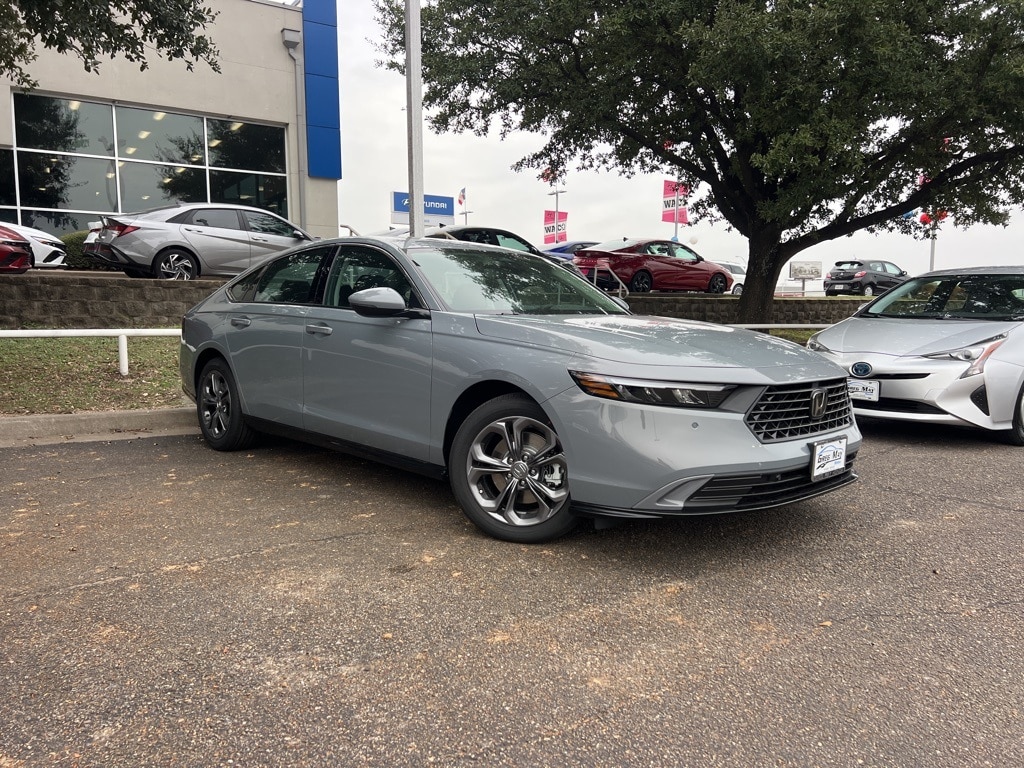 2025 Honda Accord Hybrid EX-L's photo