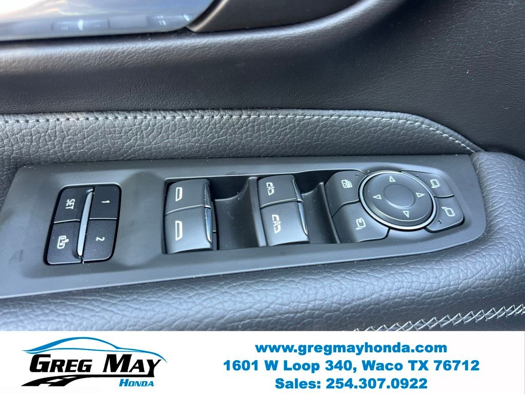 2022 GMC Yukon Denali - Photo 27