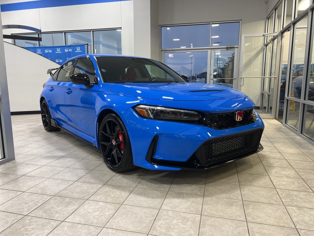 2025 Honda Civic Hatchback Type-R's photo