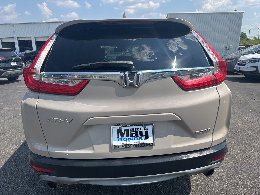2018 Honda CR-V Touring photo 4