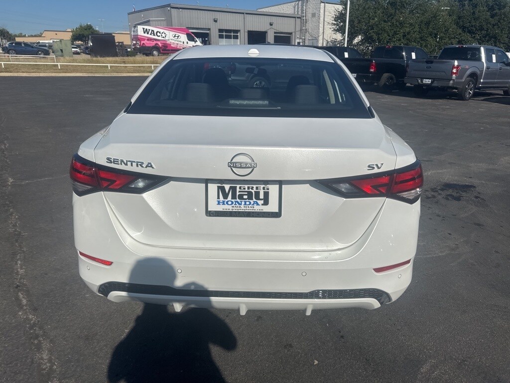 2024 Nissan Sentra SV photo 4