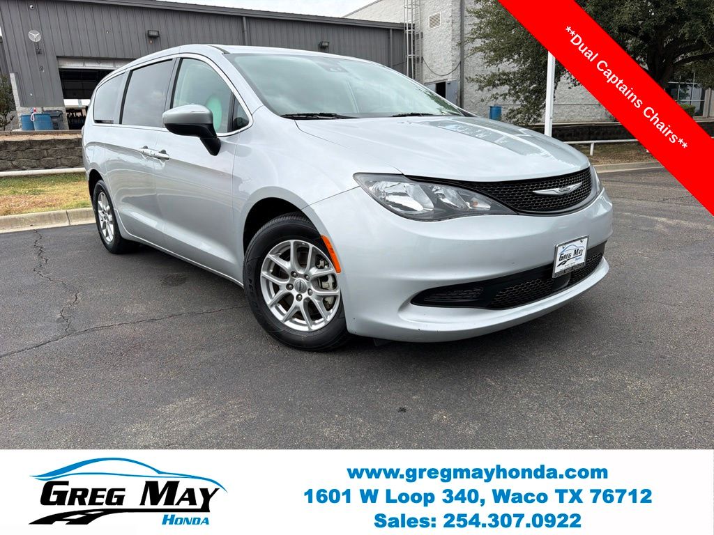 2023 Chrysler Voyager