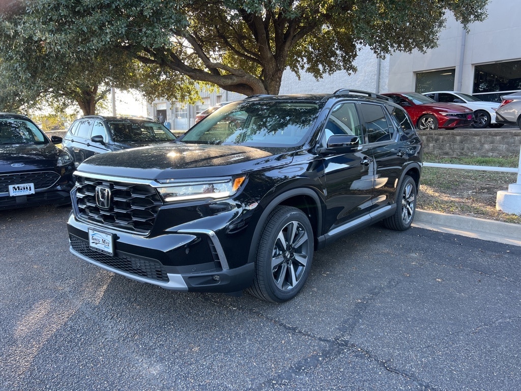 New 2025 Honda Pilot Touring SUV