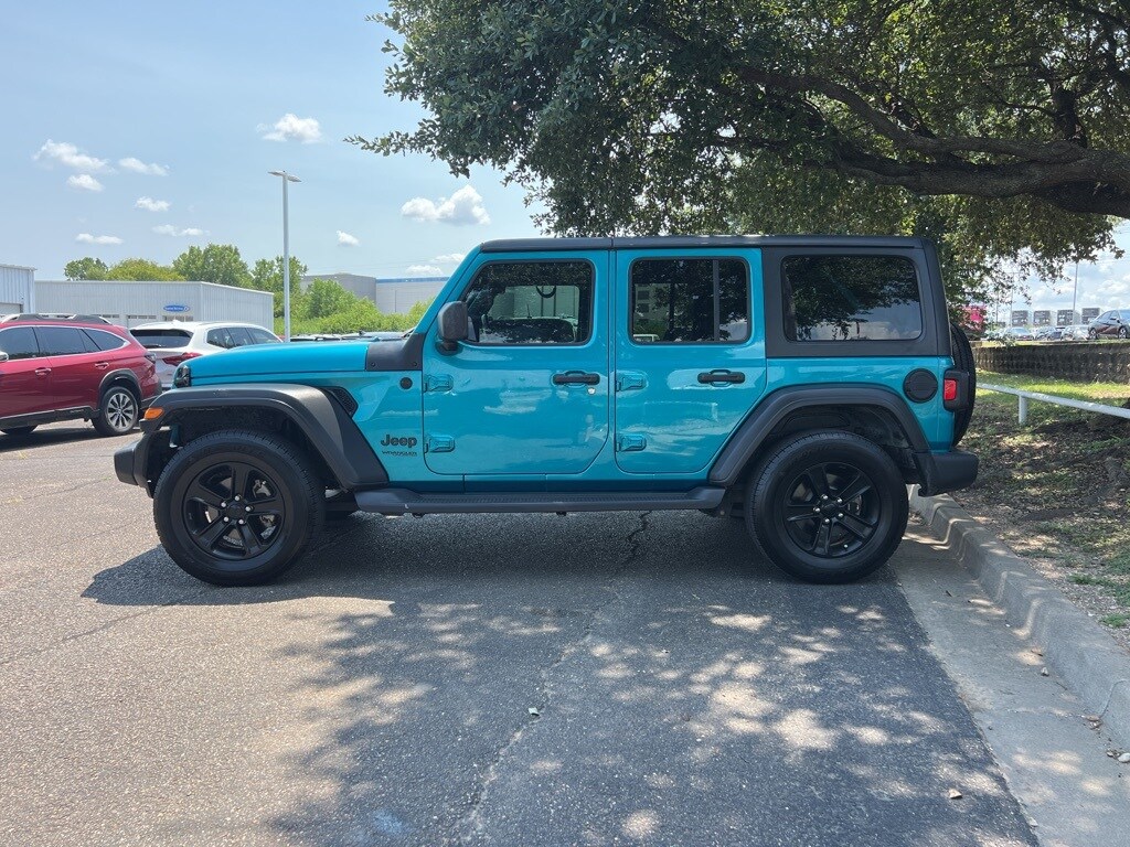 2020 Jeep Wrangler Unlimited Sport Altitude photo 2
